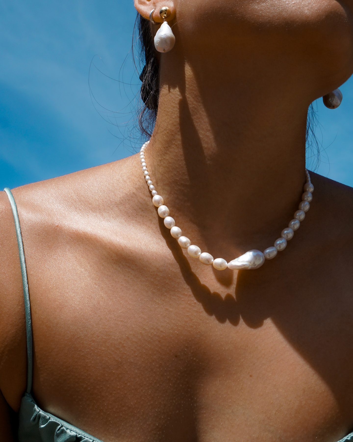 Marry Me Pearl Earrings Gold