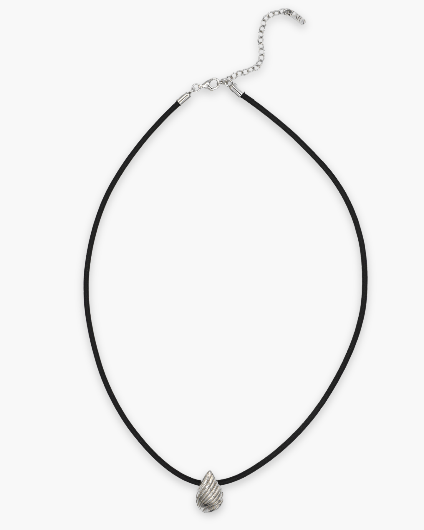 Granny Leather Necklace Silver