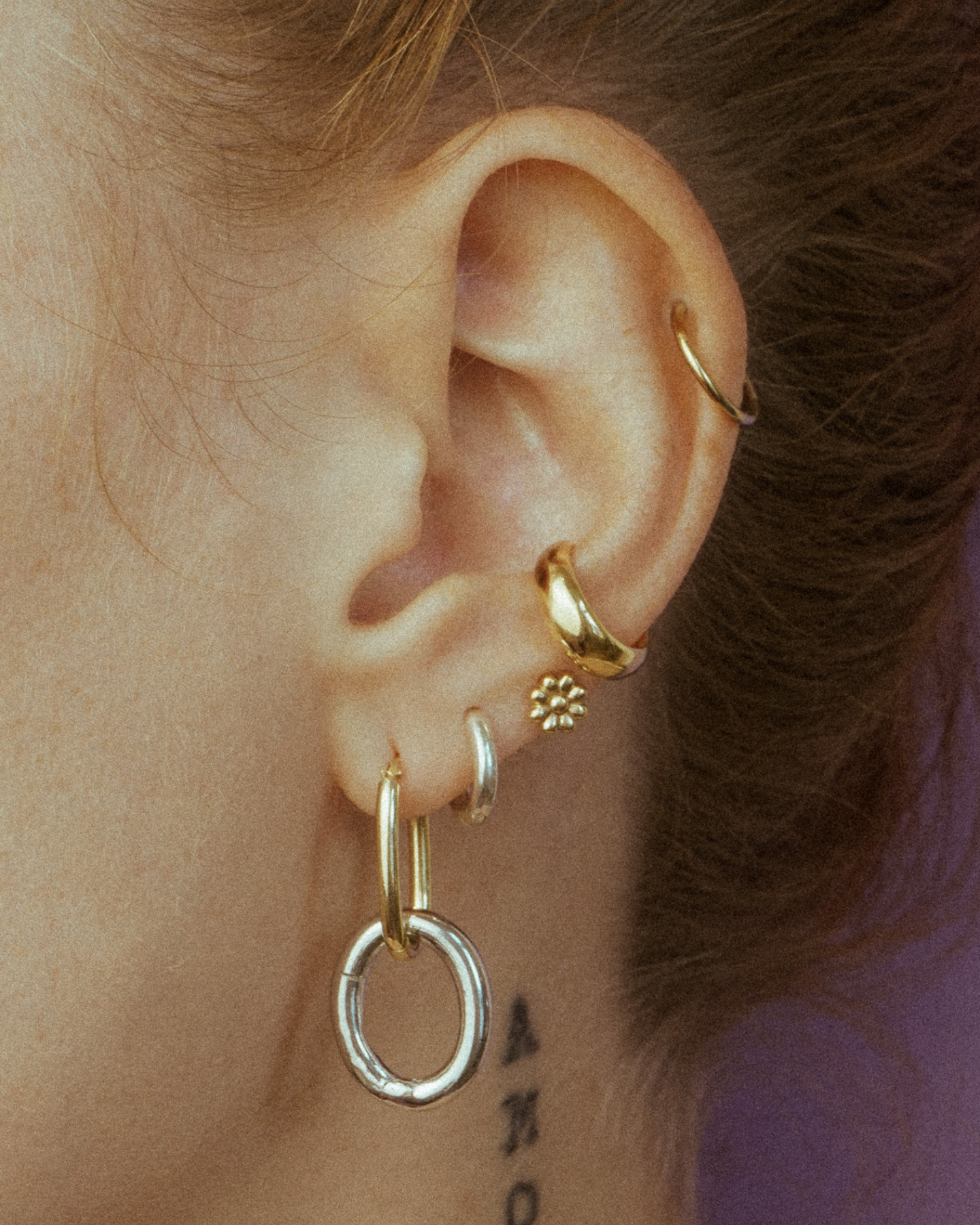 Bi-Color Infinite Oval Hoop Set Gold