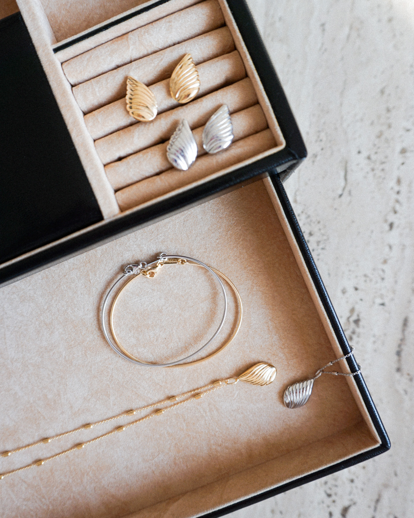 Granny Vintage Necklace Gold