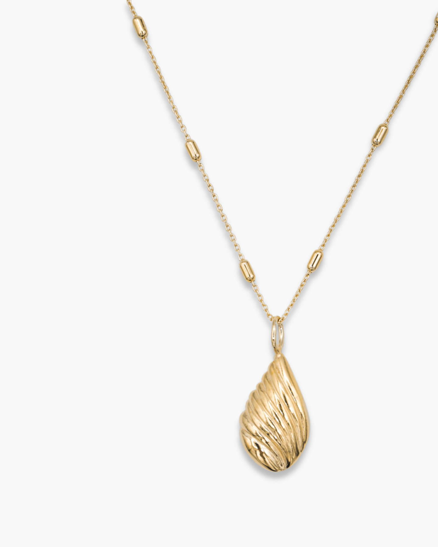 Granny Vintage Necklace Gold