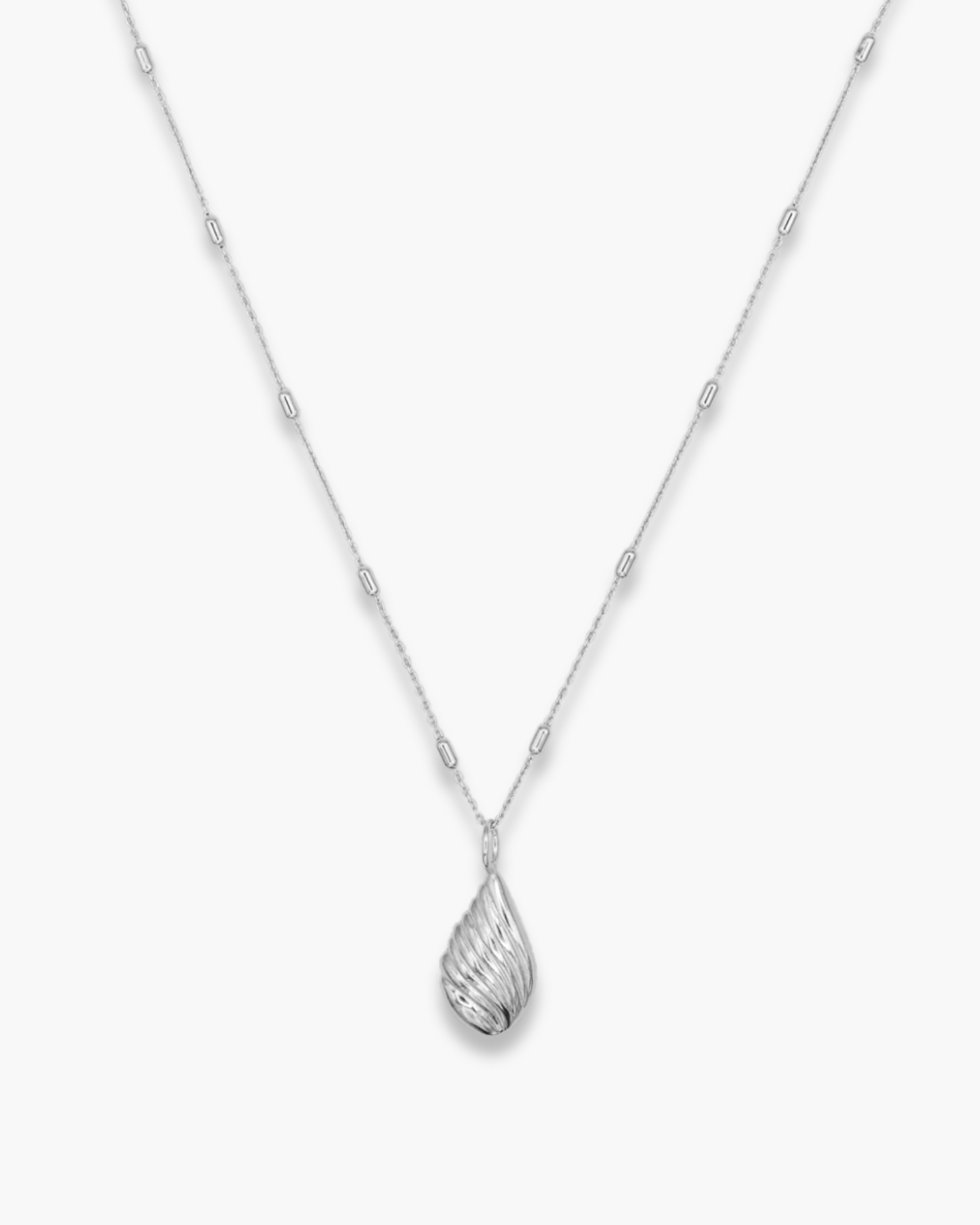 Granny Vintage Necklace Silver