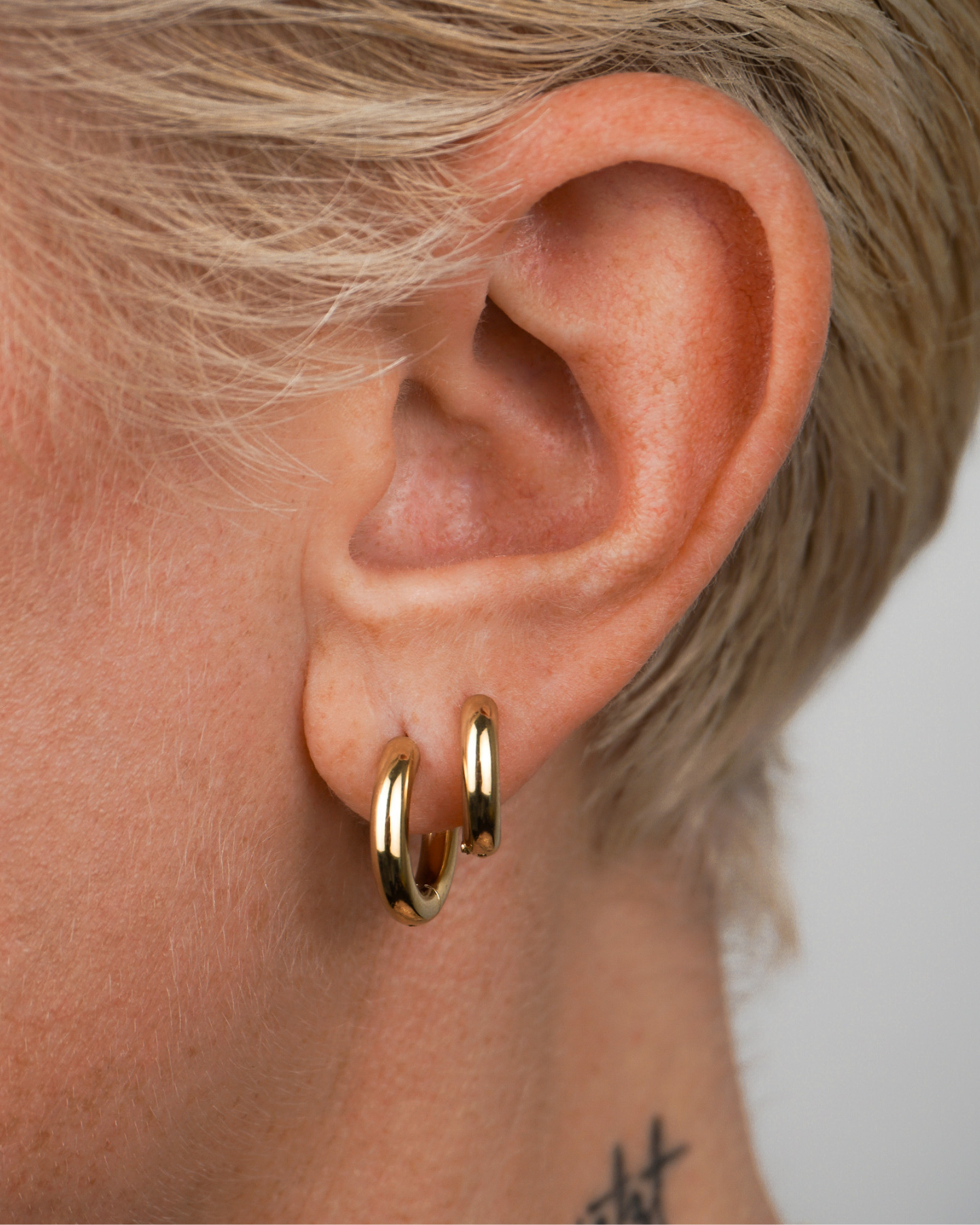 Pretty Thick Basic Huggies S Gold