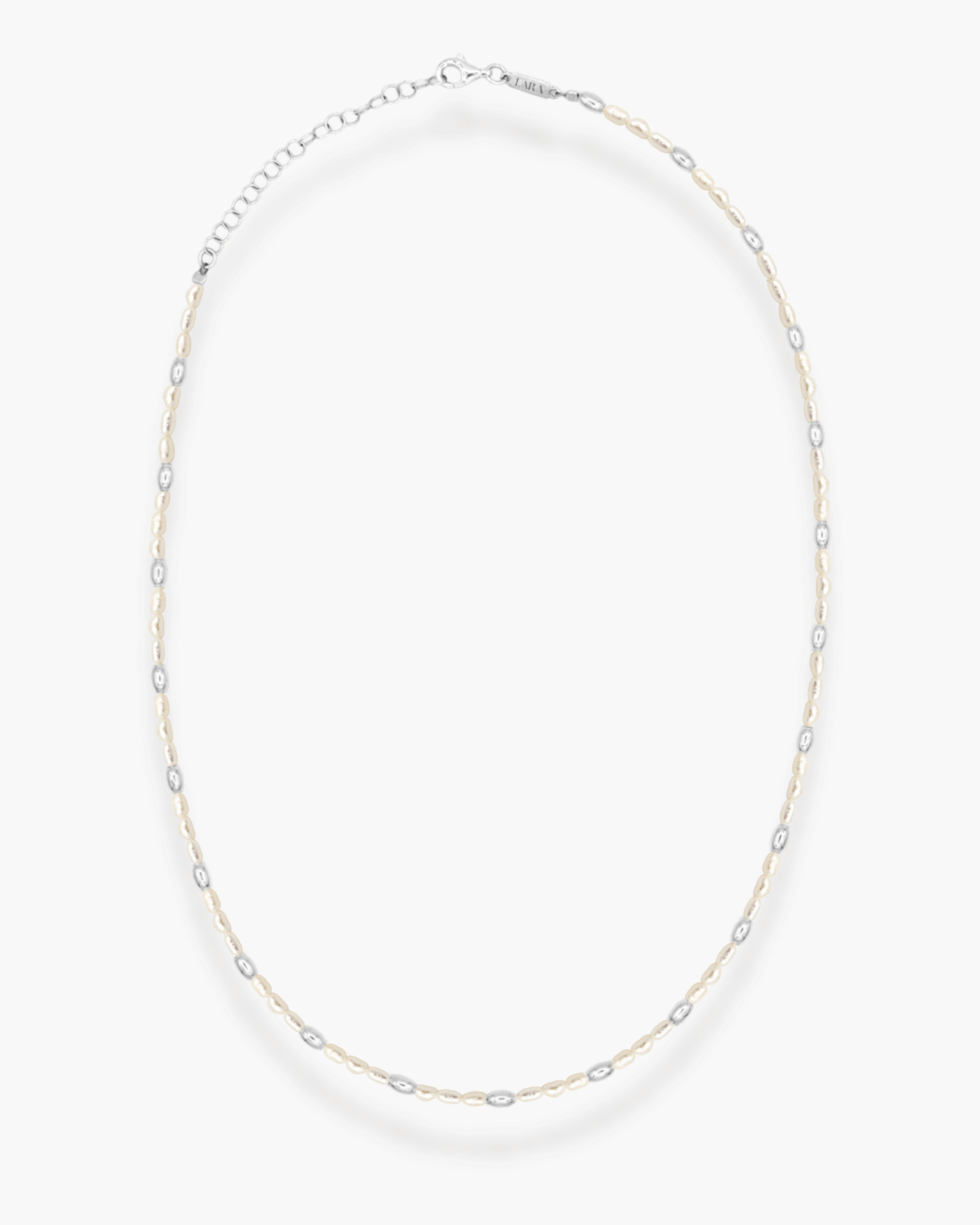 Silvery Pearl Necklace