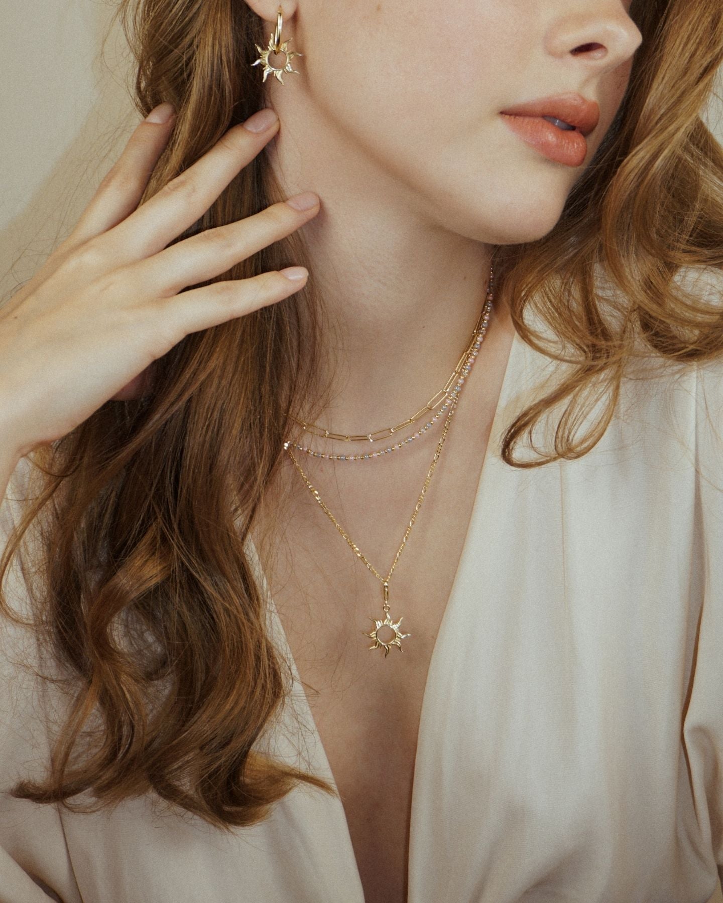 Sunday Sun Necklace Gold