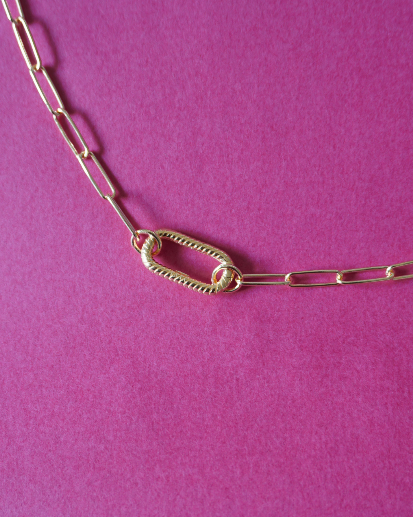 Endless Twsty Gate Necklace Gold