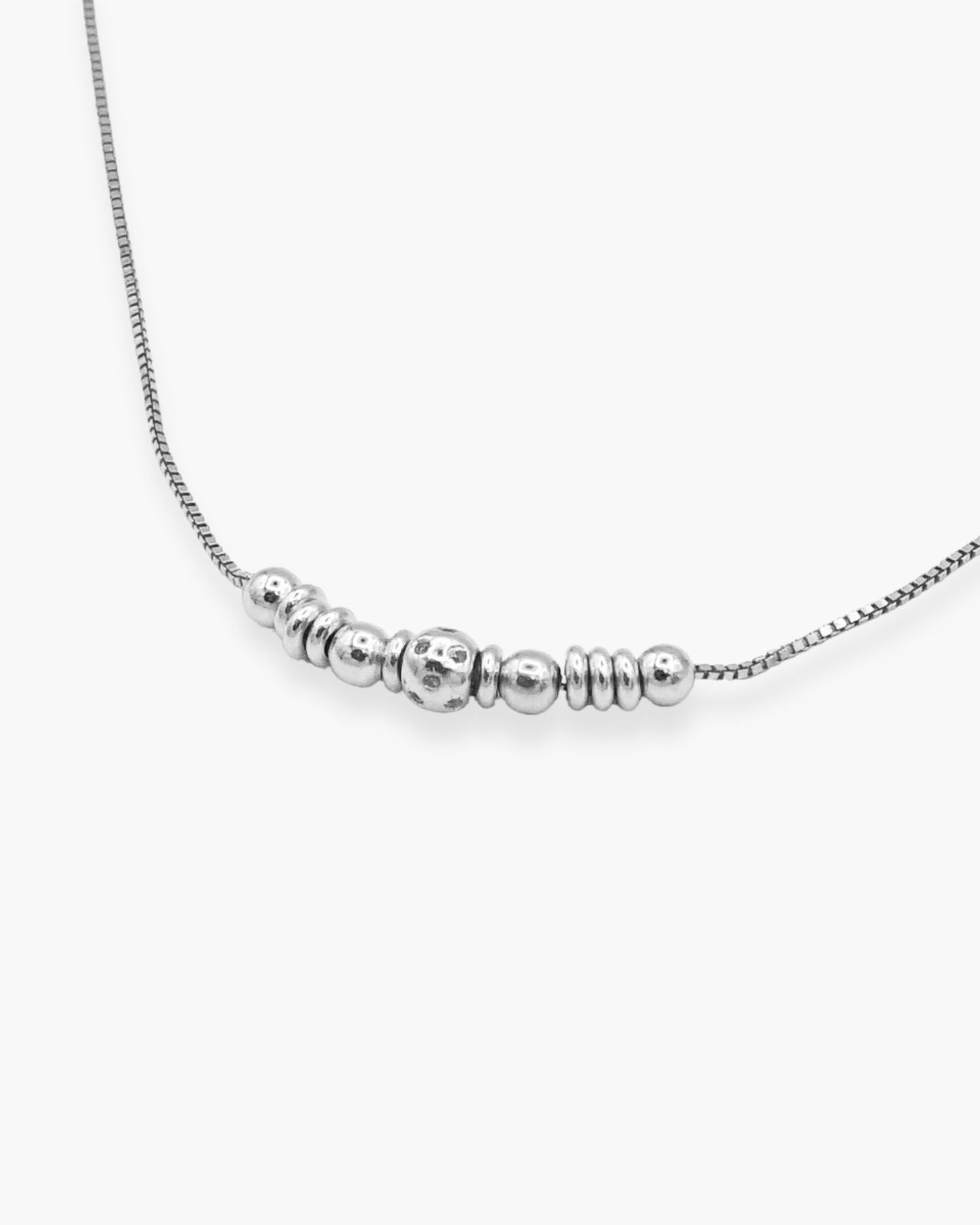 Delicate Rhapsodic Necklace Silver