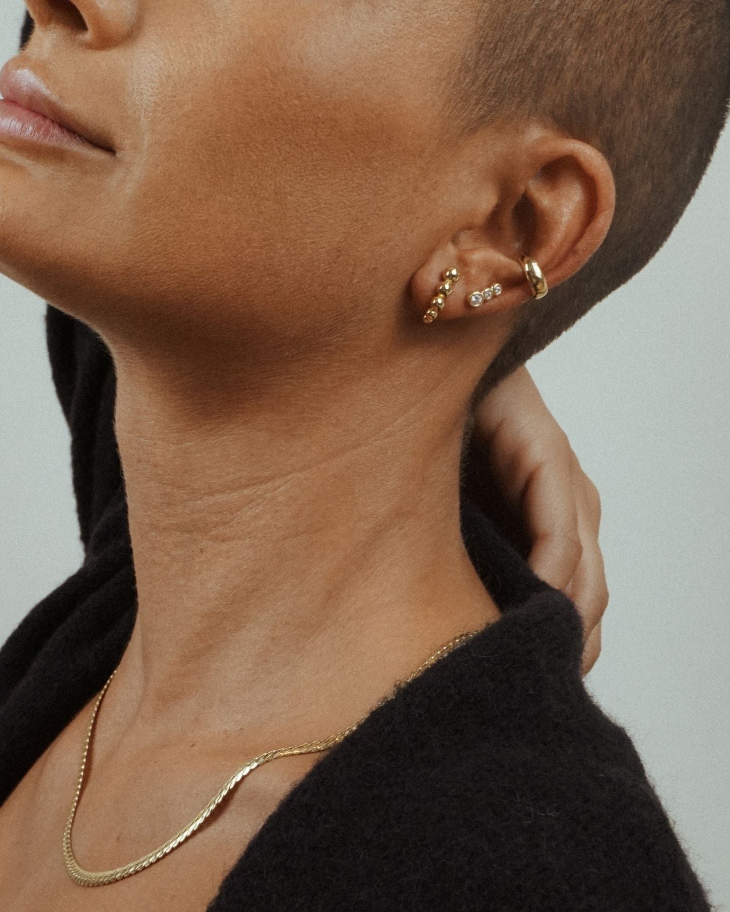 Single Brilliant Beads Ear Stud Gold