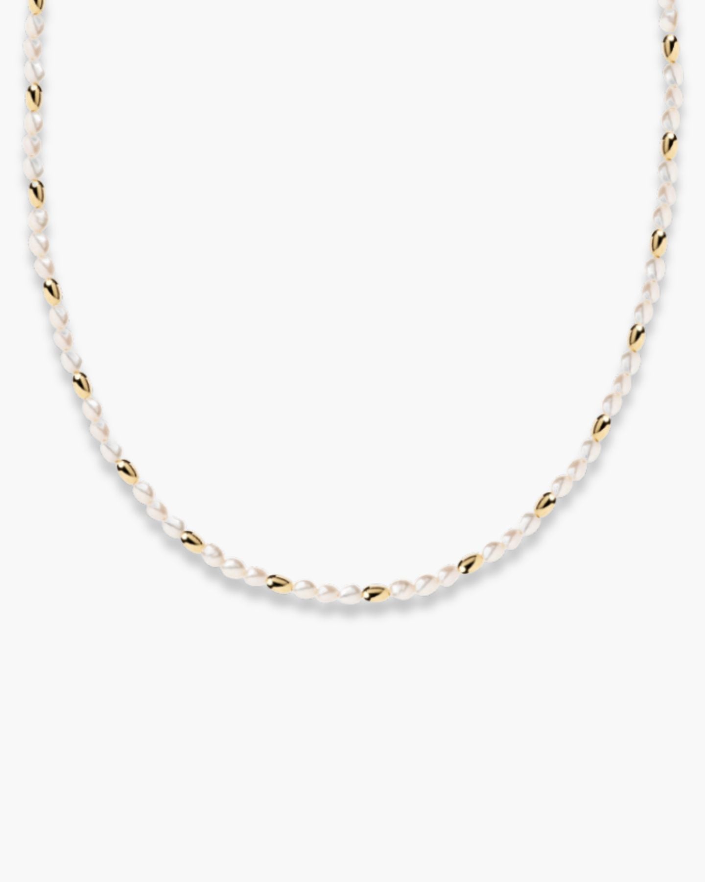 Classy Sweet Pearl Necklace Gold