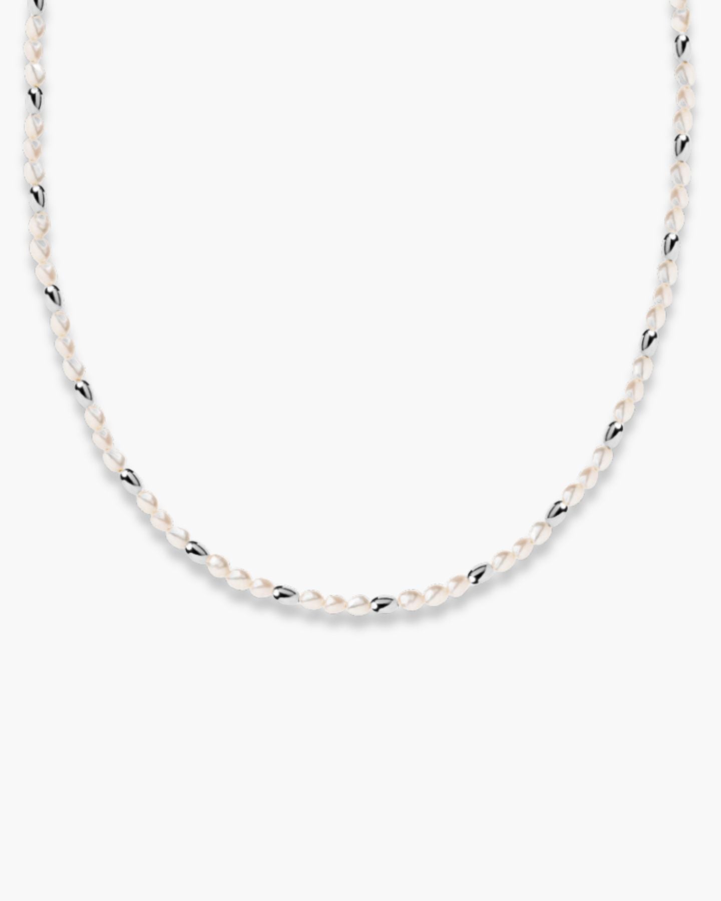 Classy Sweet Pearl Necklace Silver