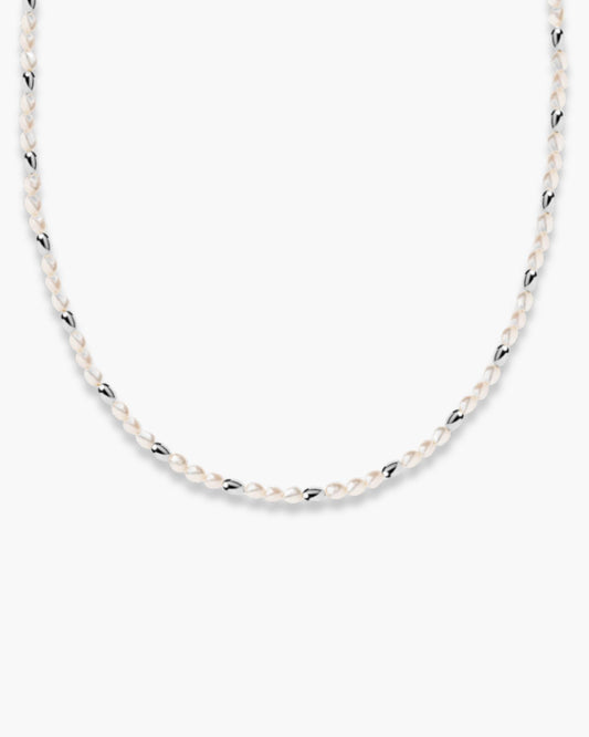 Classy Sweet Pearl Necklace Silver