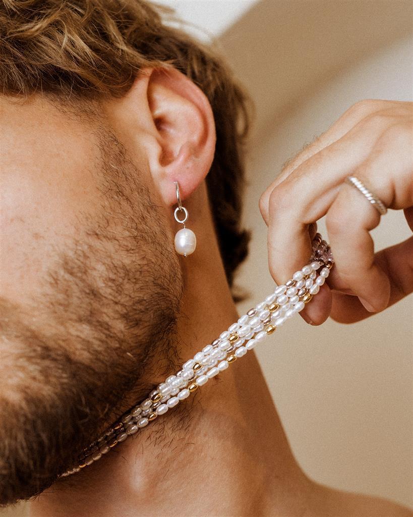 Classy Sweet Pearl Necklace Silver