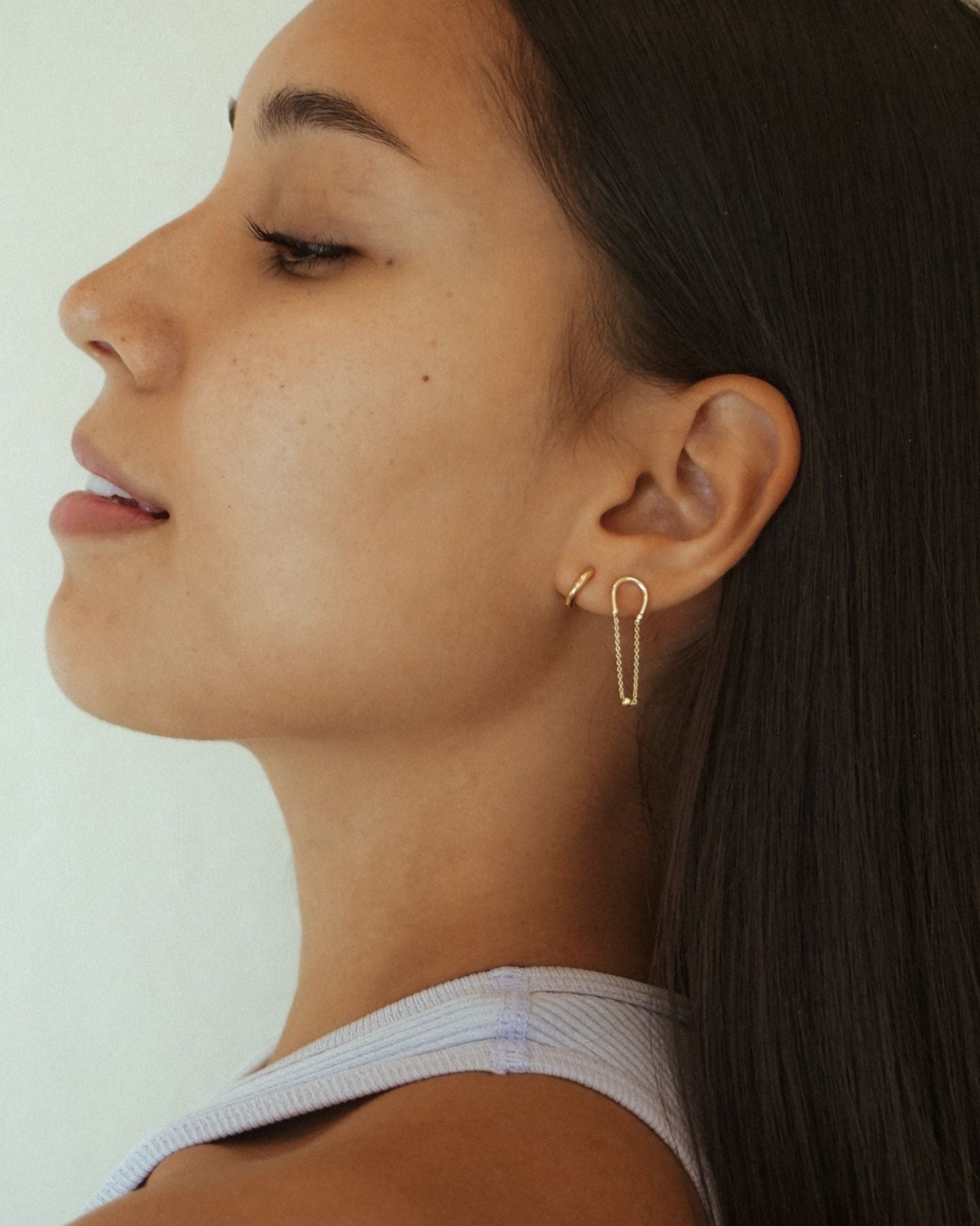 Single Hanging Chain Stud Gold Lara The Label