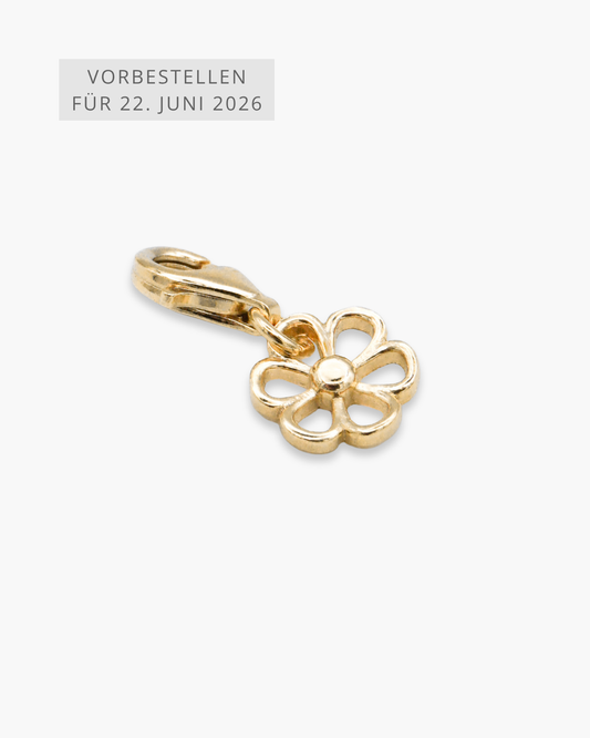Pretty Blossom Necklace Charm Gold
