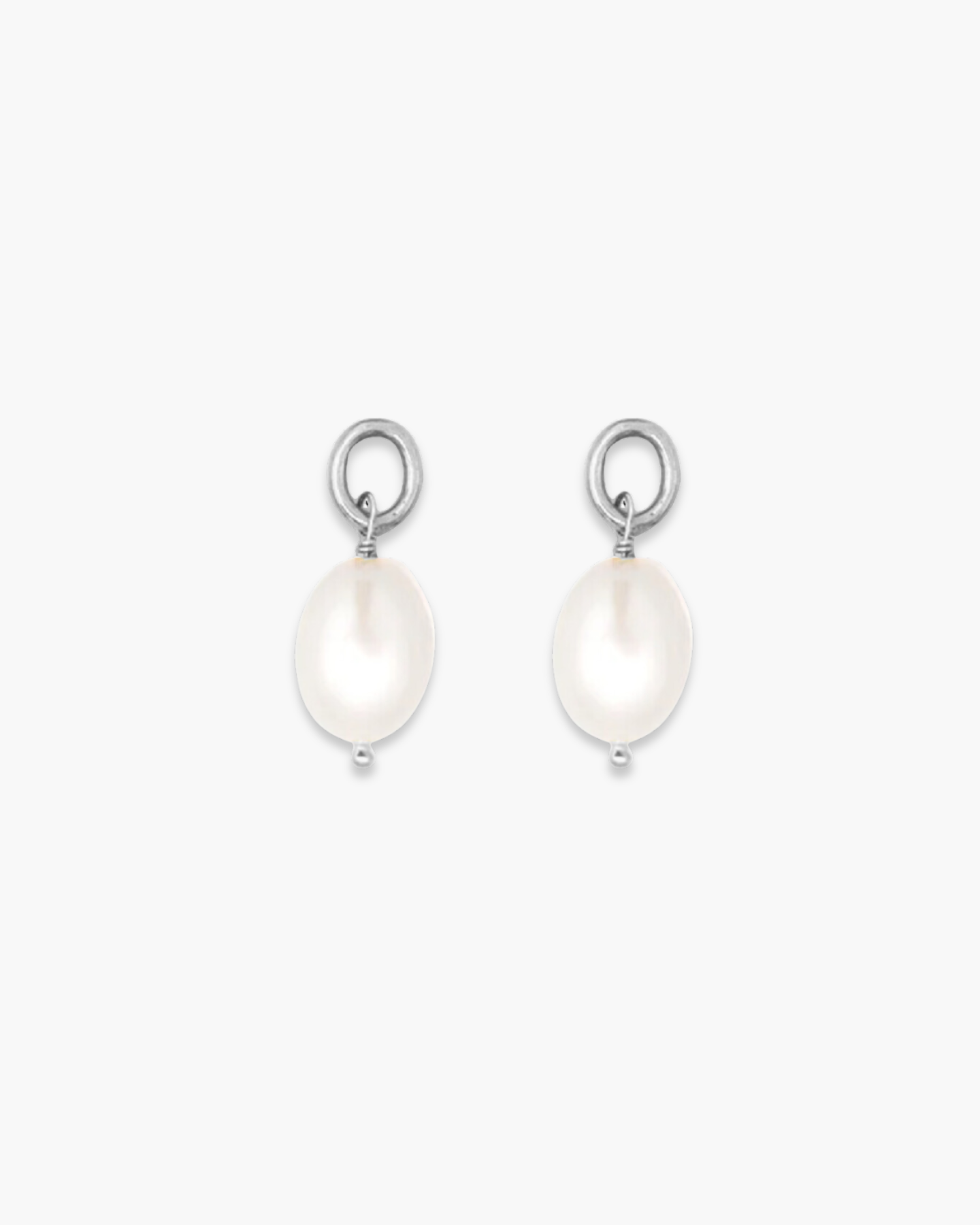 Moonlight Pearl Creolen Charm Silver