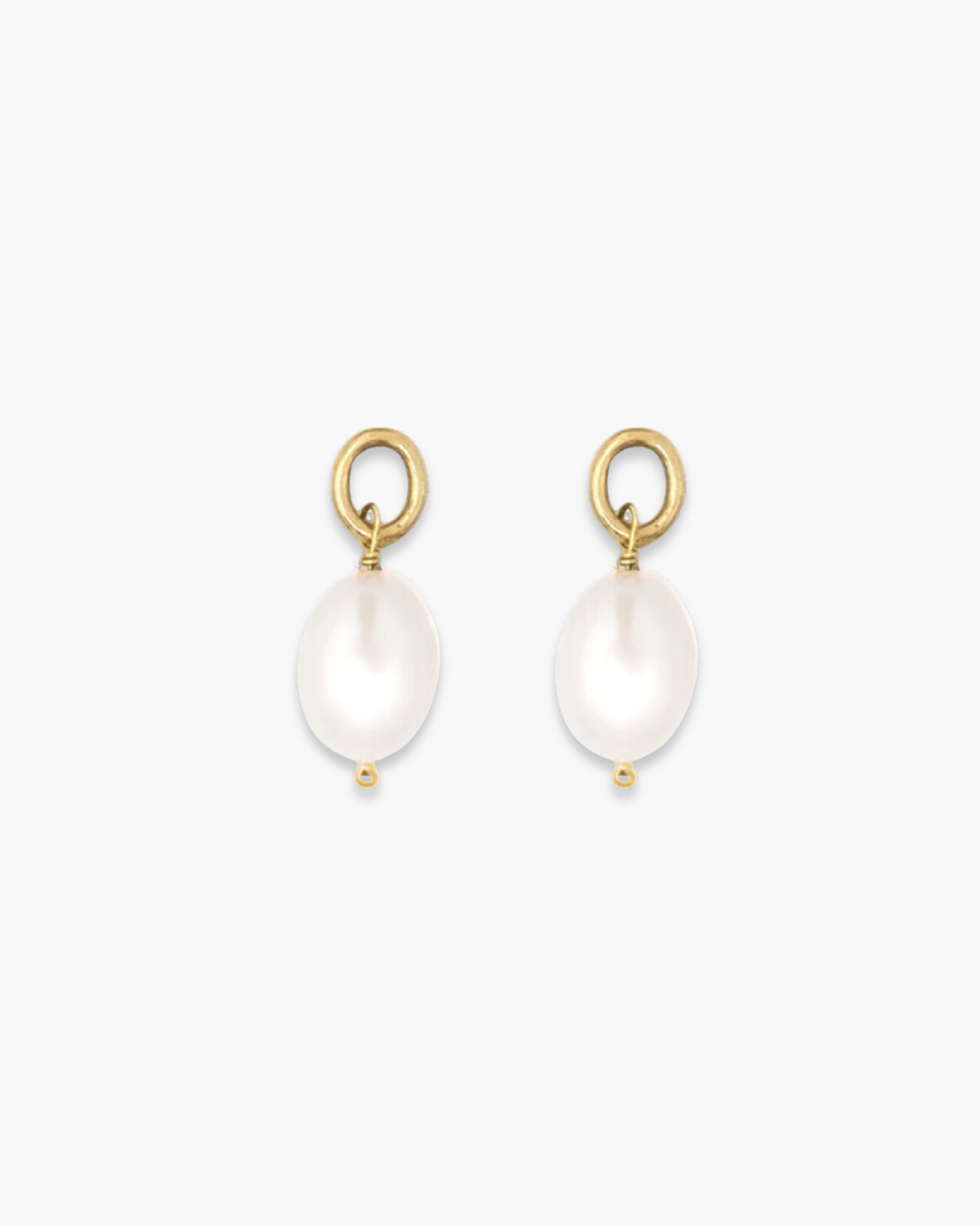 Moonlight Pearl Creolen Charm Gold