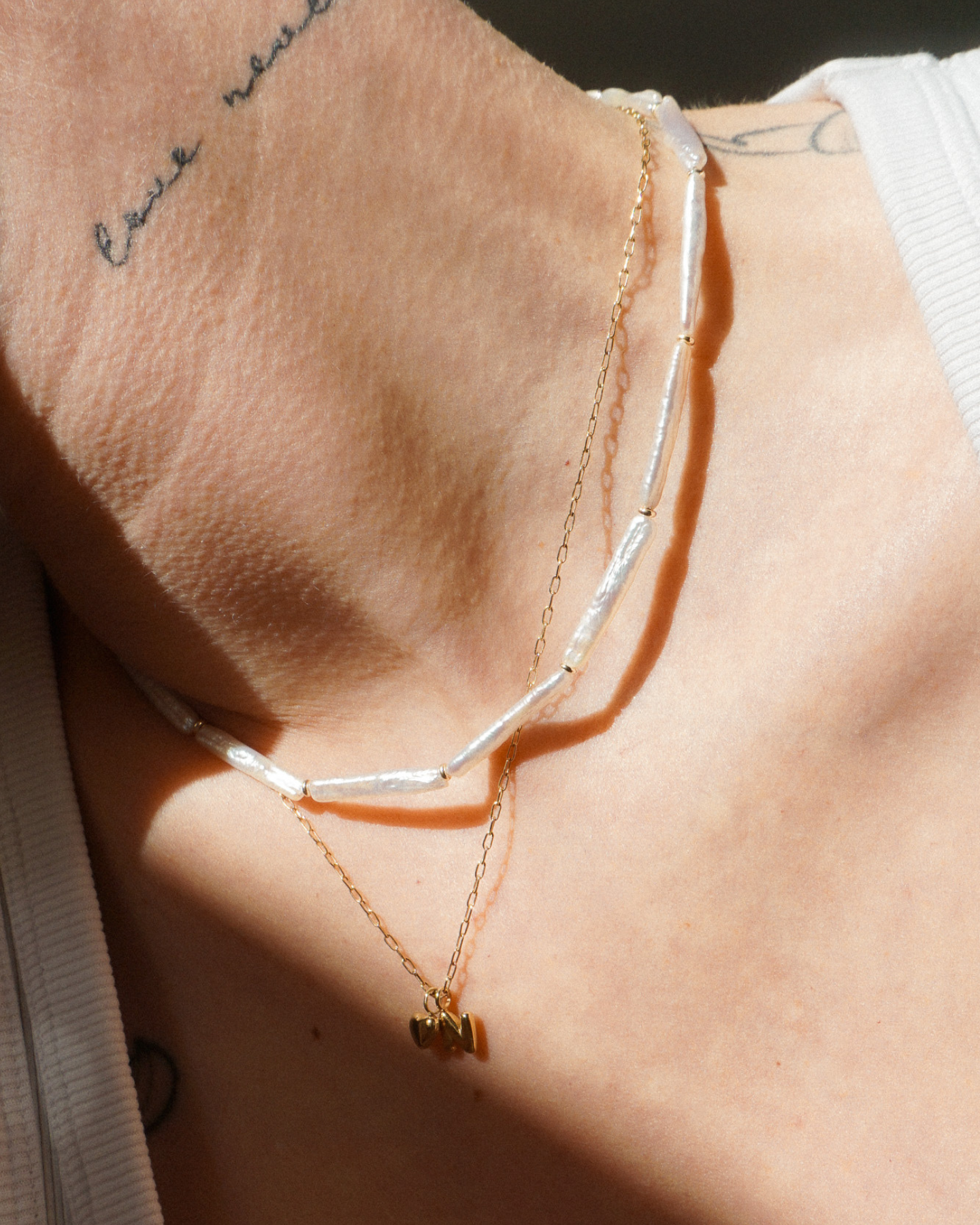 Pole Pearl Necklace Gold