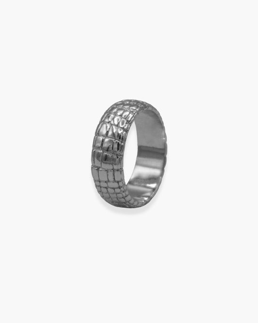 Radiant Reptile Ring Silver