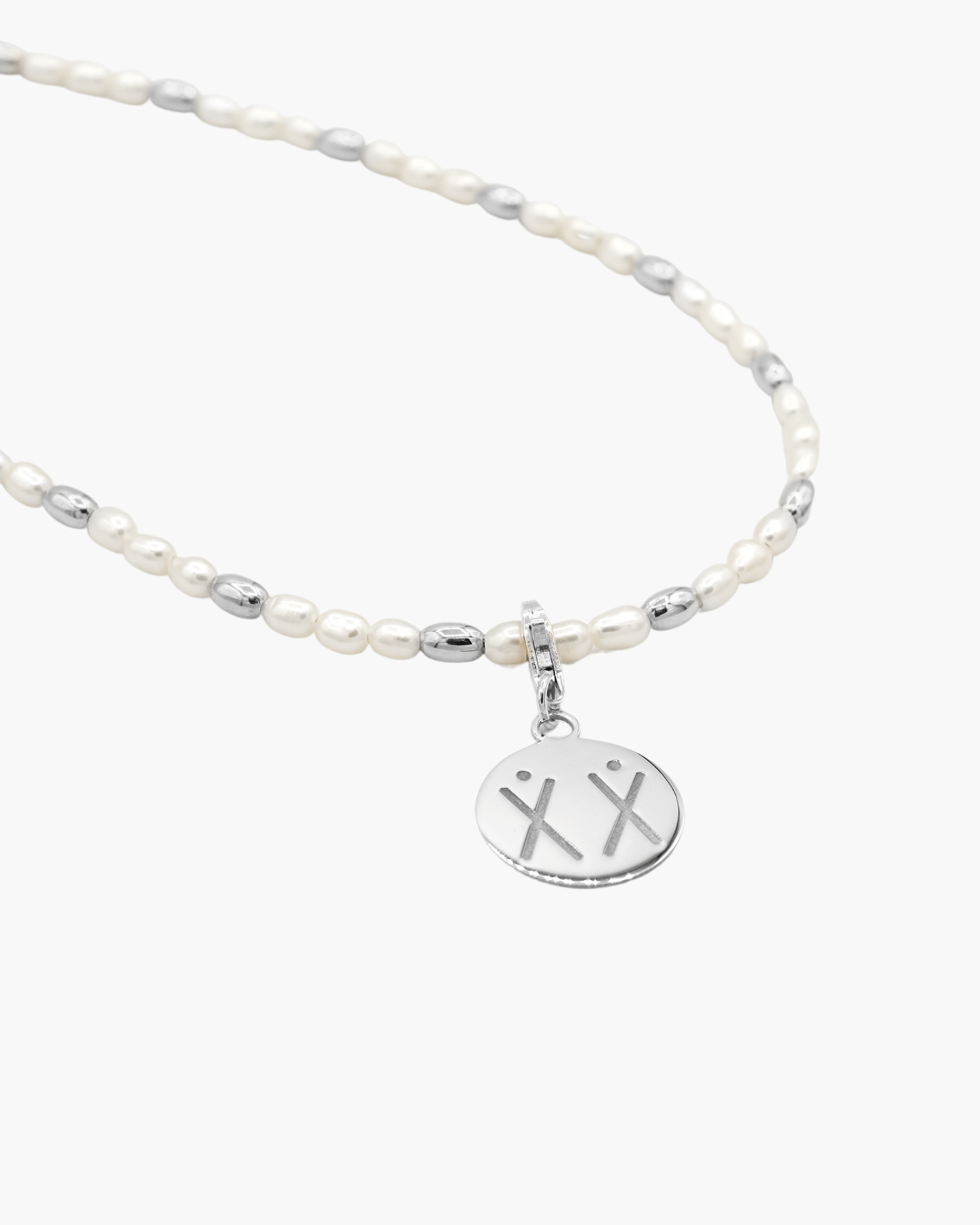 Sisterhood Pearl Necklace Silver