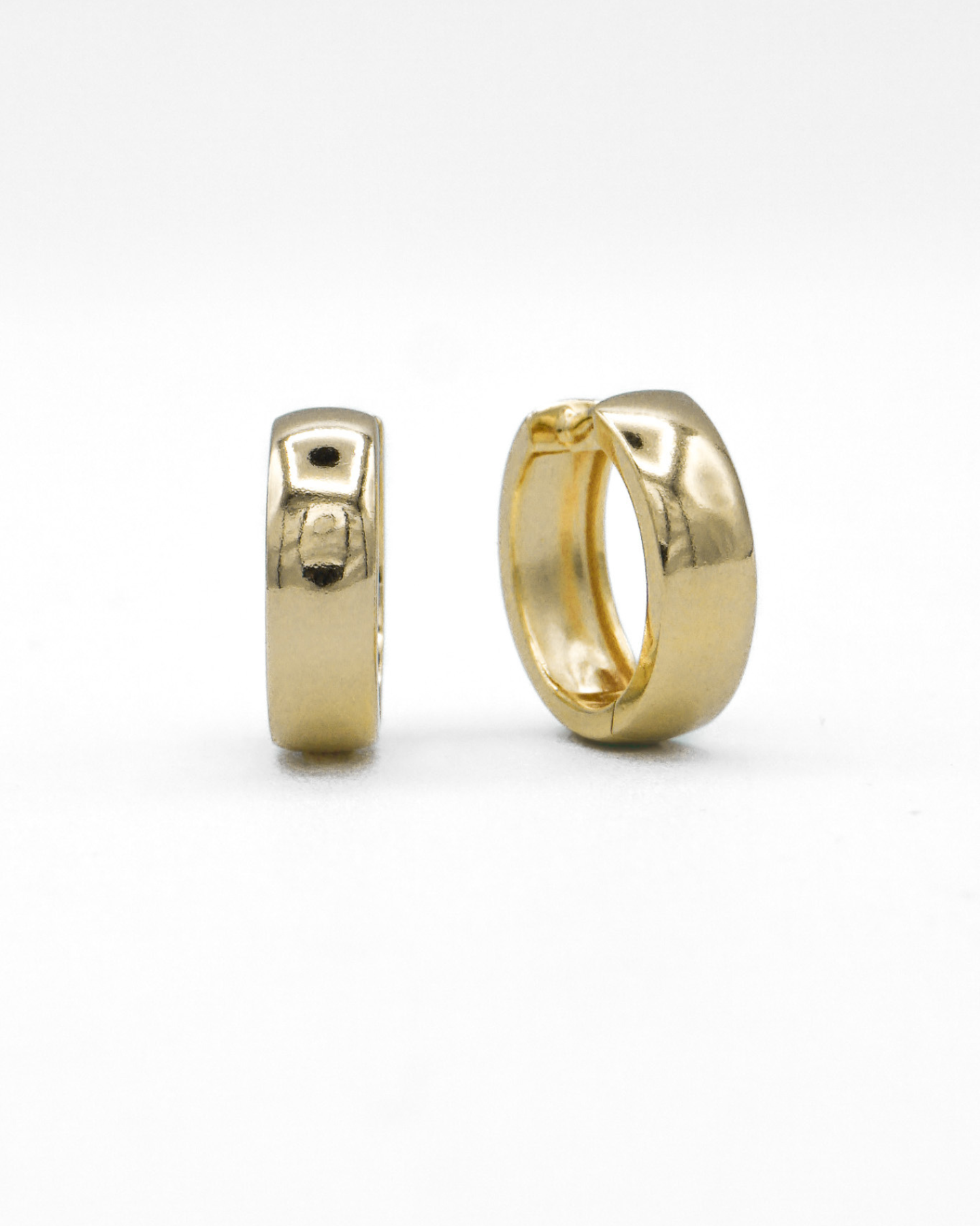 Thicker Sleek Huggies Gold