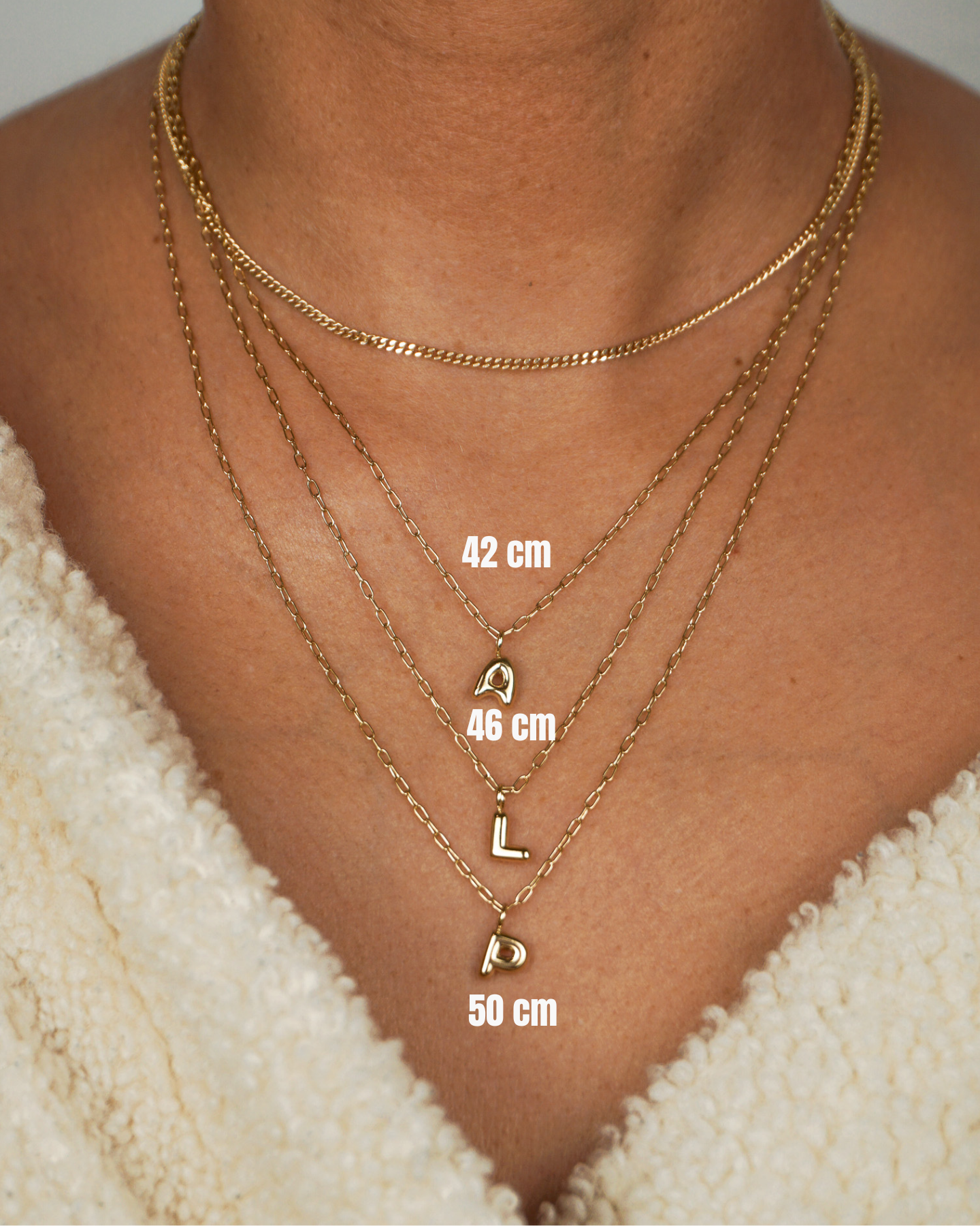 Tiny Paperclip Chain Gold