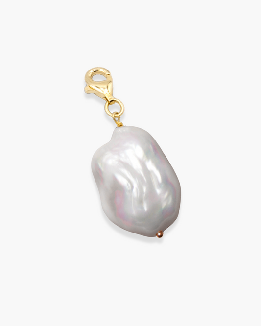 Whim Of Nature Pearl Necklace Charm Gold