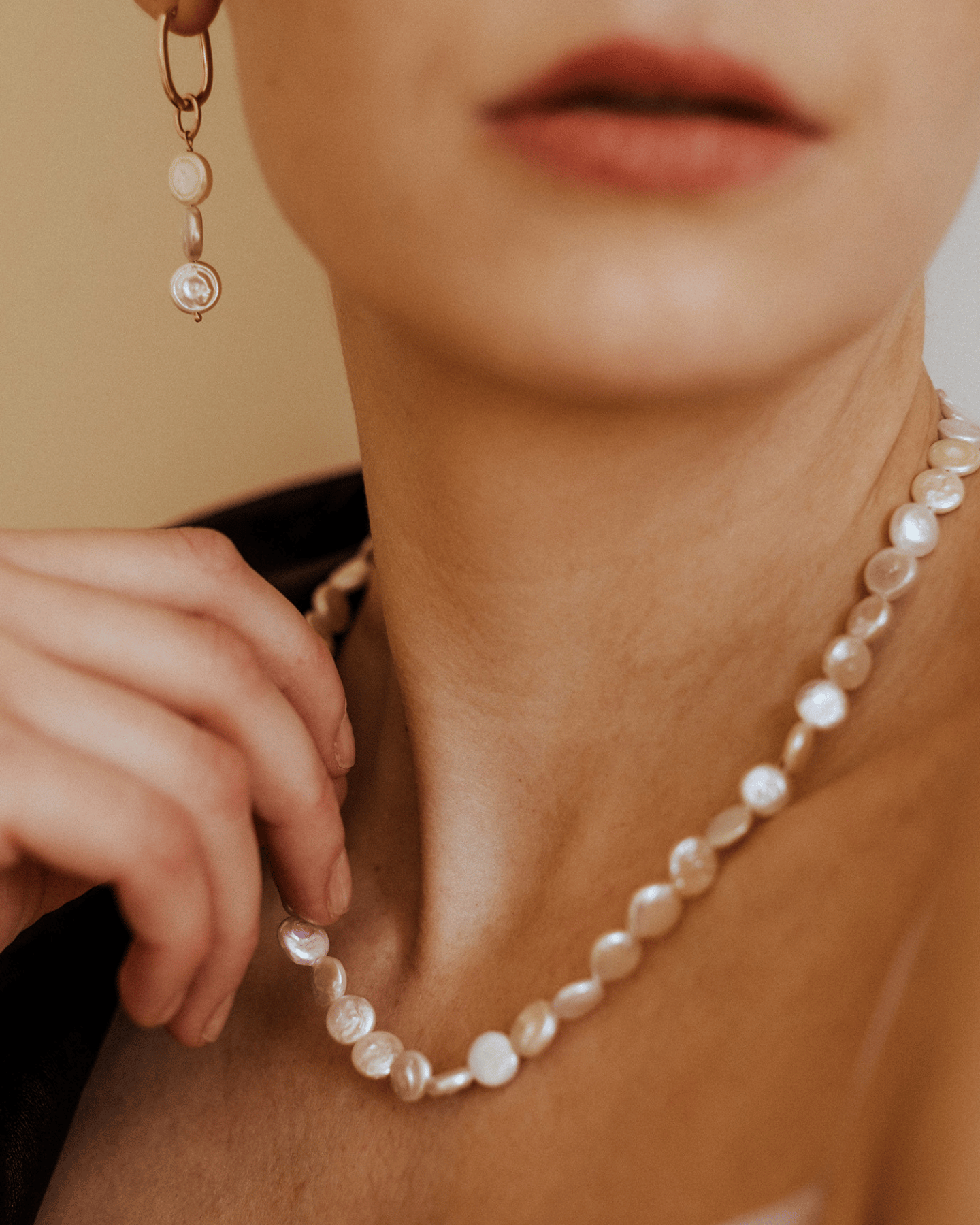 Pancake Pearl Necklace Silver