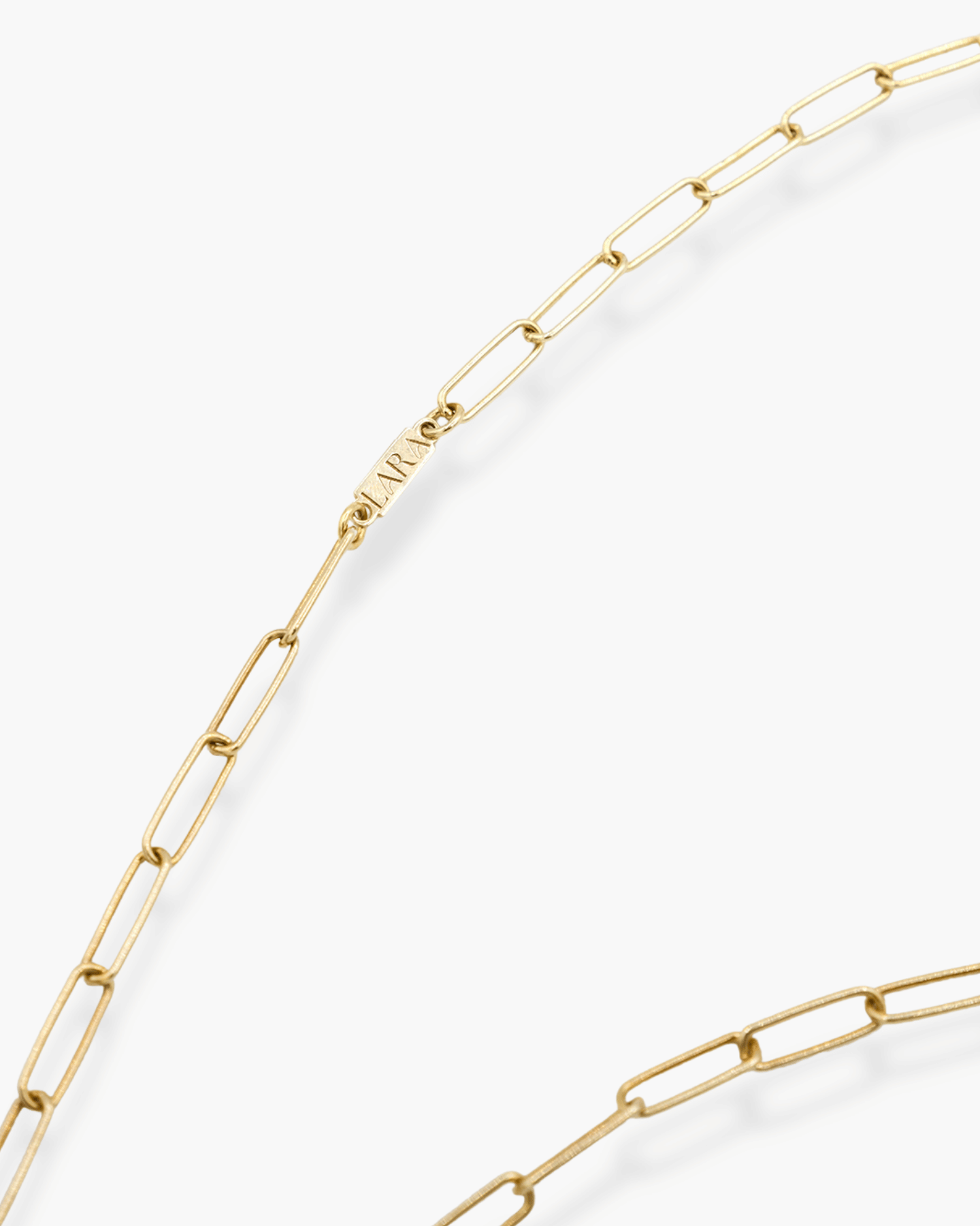 Oval Front Clasp Necklace Gold