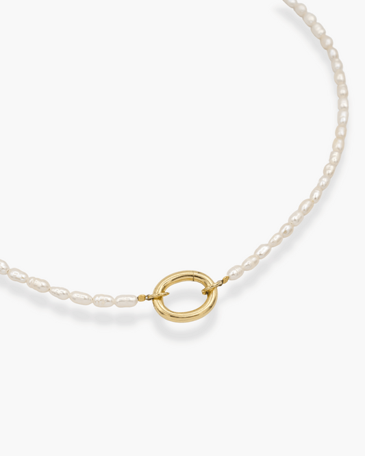 Oval Front Clasp Pearl Necklace Gold